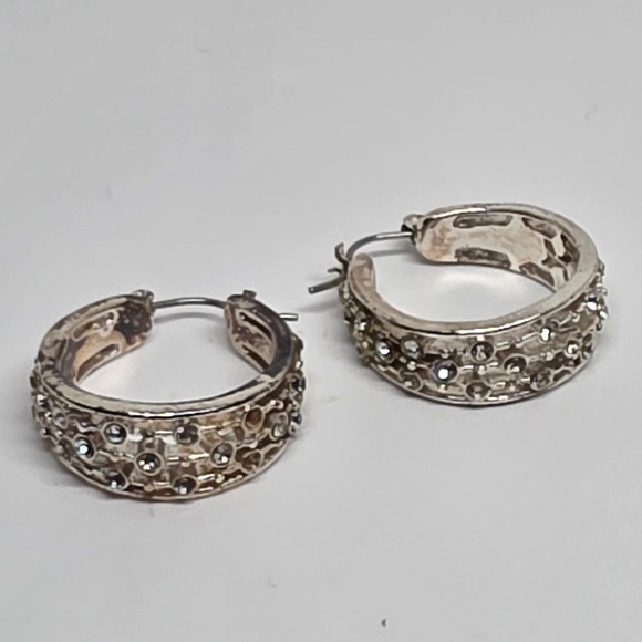 Rhinestone Hoop Earrings Silver Tone Sparkly Fashion Jewelry - Picture 1 of 2